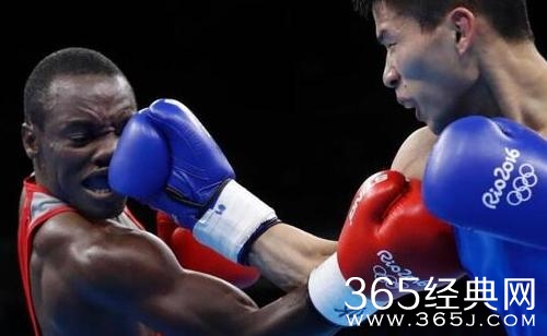 中国拳手吕斌遭不公正判罚：裁判偷走了我的梦想