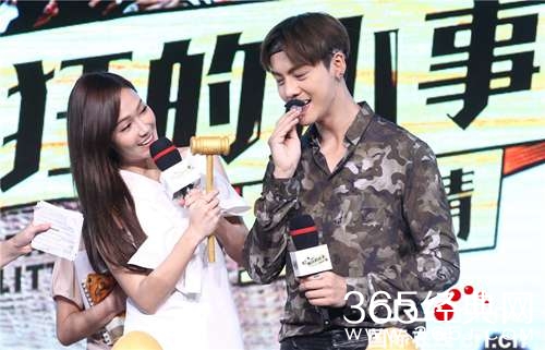 七夕节陈伟霆自嘲“单身狗” 获古巨基称赞