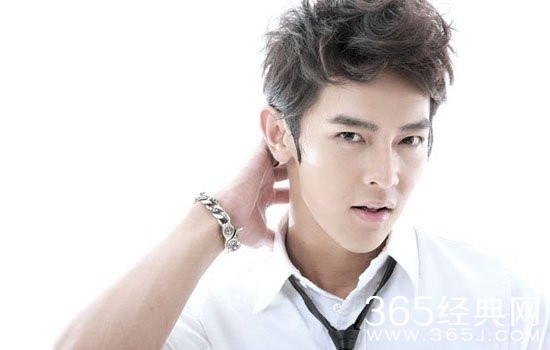 汪东城办甜蜜生日趴 化身汪大厨粉丝惊喜不断