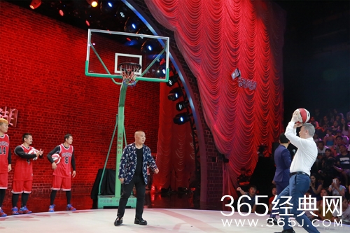 笑傲江湖第三季第四期 冯小刚篮球PK郭德纲