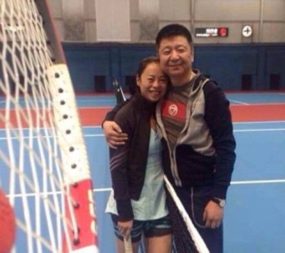 黄绮珊方否认出轨：夫妻和睦 男方是朋友