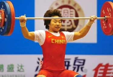 错版国旗仍未纠正 四颗小五角星还是水平排列