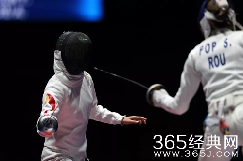 奥运女子重剑团体中国负罗马尼亚 卫冕失利摘银