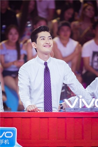 《甜心》张翰放下偶像包袱 跳广场舞节操碎一地