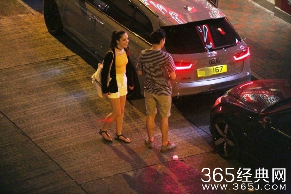 余文乐夜游外籍美女遭起底 身高一米八