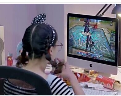 麻辣变形计第一集粉红豹玩的游戏叫什么