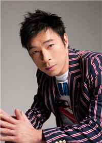 365星辰8月12日：歌坛天王级人物许志安