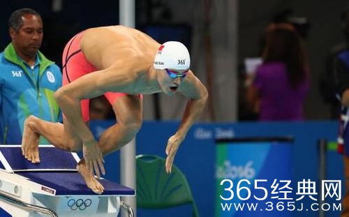 带病参赛爆冷出局 孙杨无缘1500米自由泳决赛