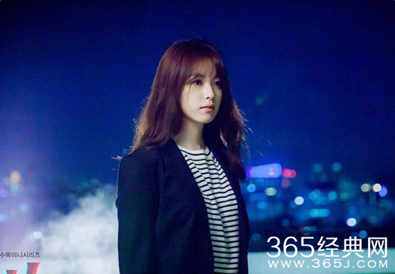 W两个世界吴妍珠用的化妆品是什么牌子的?