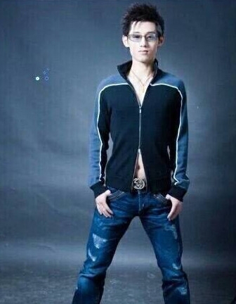 这么非主流 张继科早年照片遭网友曝光