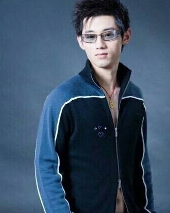 这么非主流 张继科早年照片遭网友曝光