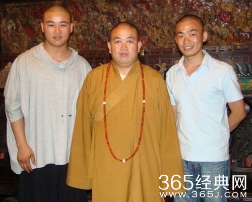 释永信安慰王宝强：经济上若有急用，告诉我