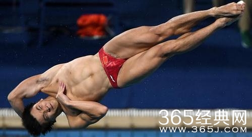 第16金 中国选手曹缘男子三米板夺冠