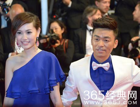 央广军事力挺王宝强 不要欺负我们的许三多