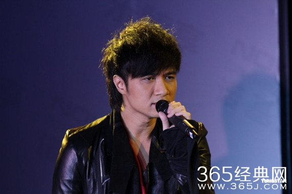 365星辰8月18日：粤语歌王古巨基