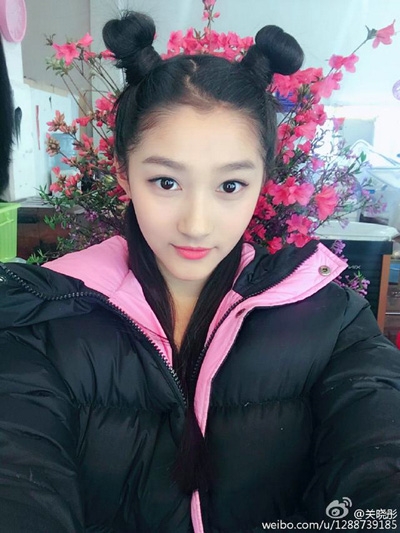 柳岩可爱哪吒头健身 盘点女星们梳双丸子头谁最萌