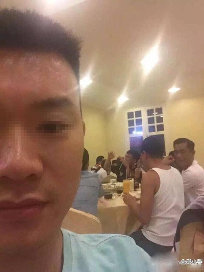 古天乐巴西拍戏晒了个爽 黑得连五官都看不清