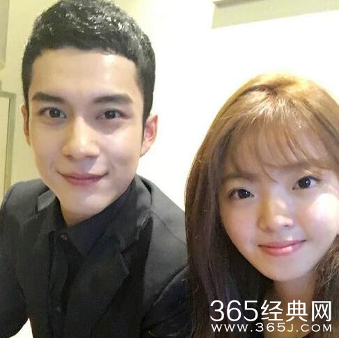 王中磊女儿晒与韩东君合影 引大波迷妹羡慕