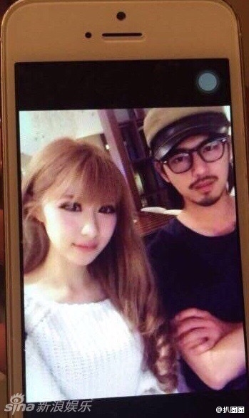 陈柏霖约网红嫩模？经纪人半年前曾辟谣