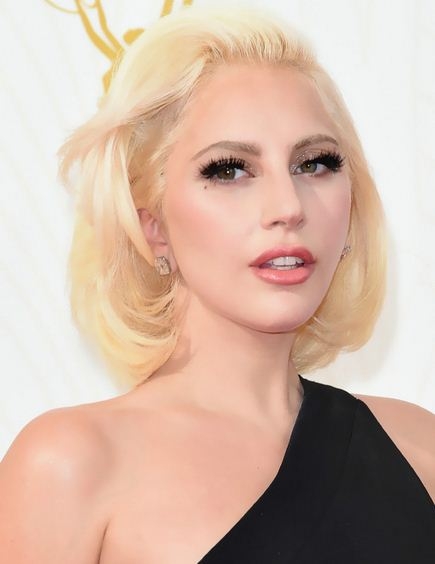 Lady GaGa新单曲九月发行 新专辑群星助阵