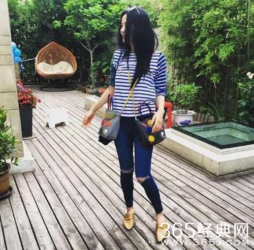 王菲母女三人街拍曝光 一家子大长腿