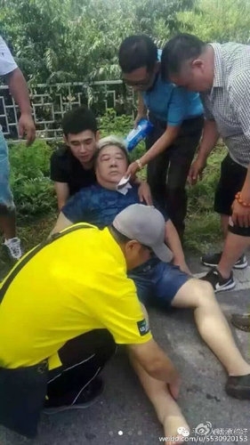 演员李琦刘金山遇车祸 事故导致1死3伤