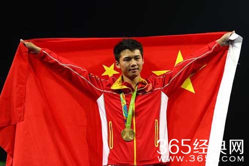 跳水男子十米台陈艾森夺冠 邱波失误获第六名