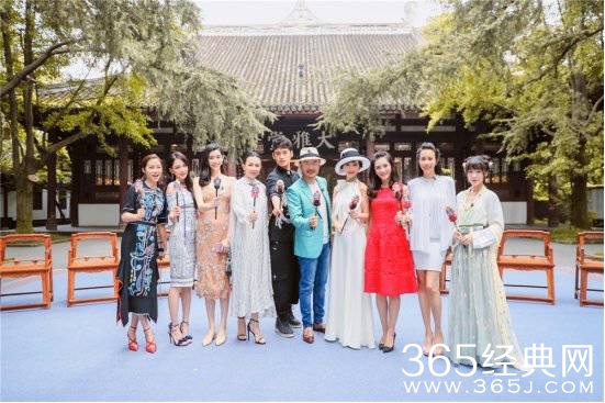 人才流失、爆款难出，芒果台的收视神话将终结？