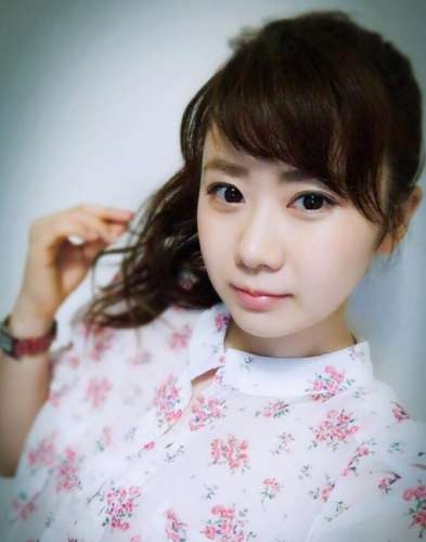 福原爱小清新自拍又萌又美 获赞颜值高