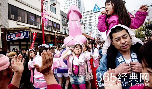 东京奥运屡陷丑闻 色情业或成最大牺牲品