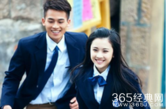 在世界中心呼唤爱为什么有两个夏叶