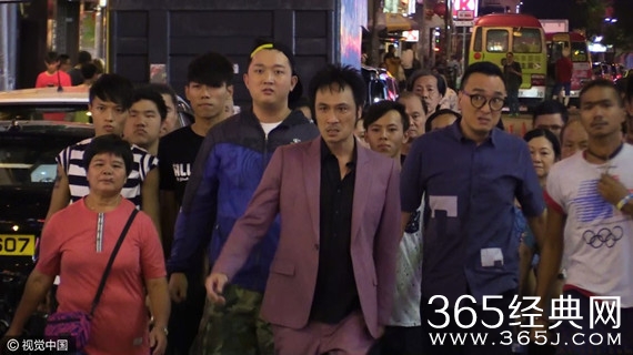 吴镇宇新片集结300小弟 阵仗惊人警察到场