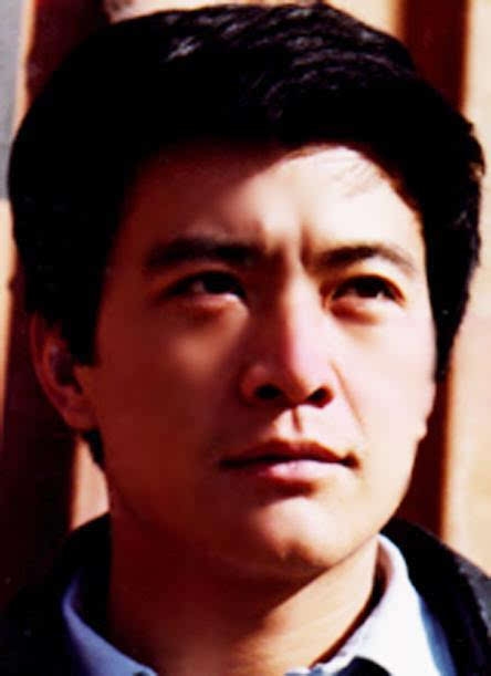 他是80年代影视巨星 红过陈道明 妻子被杀后事业一蹶不振