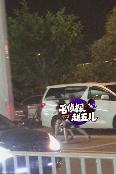 郑爽胡彦斌疑复合 女方生日酒店共度一夜