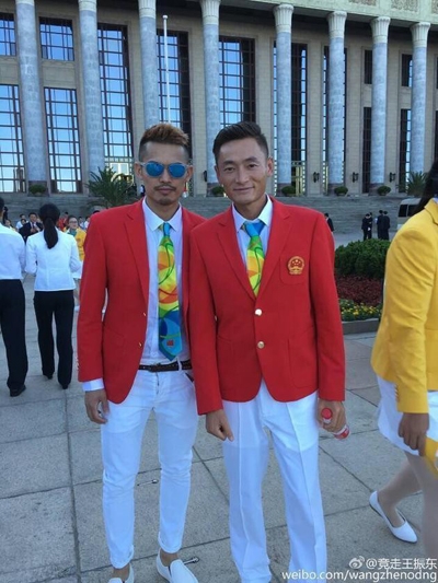 心机boy 林丹偷改制服 张继科穿同款差距大