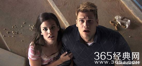 十部让你后背发凉 吓得不敢睡觉的恐怖电影