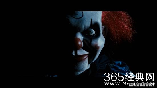 十部让你后背发凉 吓得不敢睡觉的恐怖电影