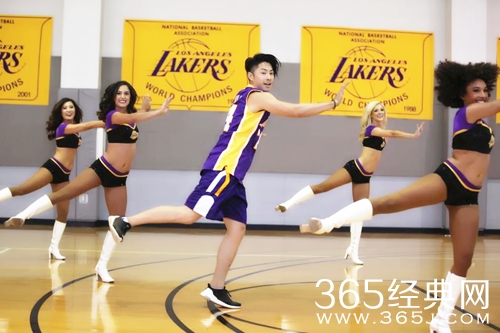 刘翔跨界投篮致敬科比 晶刚联袂奉献电影首秀