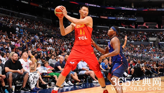 易建联湖人合同奖金触发条件曝光 打59场年薪800万