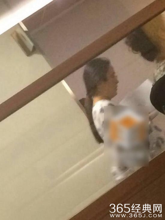 曝杨童舒泰国生二胎 就诊医院以试管婴儿闻名