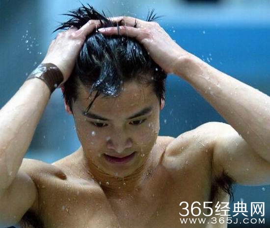 365星辰8月27日：跳水王子田亮