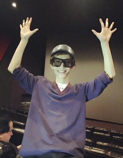 郭敬明深夜测试《爵迹》成片效果：爽死了