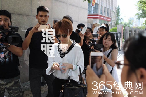 杨慧起诉宋喆离婚案开庭 杨慧提交证据曝光