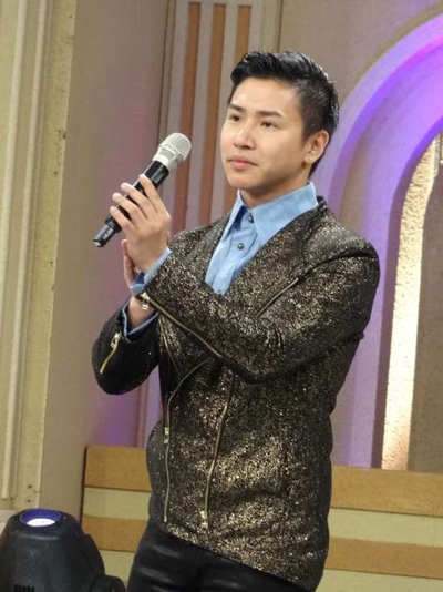 欧弟回归芒果 首度搭档何炅主持超女冠军夜