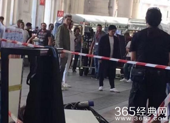 梁朝伟《欧洲攻略》罗马热拍 吴亦凡银发搭唐嫣