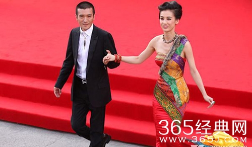 杨子黄圣依被爆离婚是真的吗 杨子的前妻是谁背景揭秘