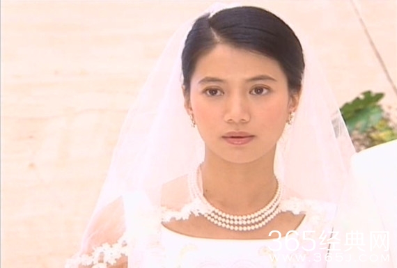 365星辰9月4日：港姐袁咏仪