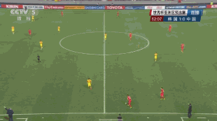 世预赛国足2分钟连追2球 2-3憾负韩国