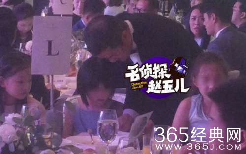 王菲罕见缺席嫣然慈善晚宴 李亚鹏对女儿宠溺