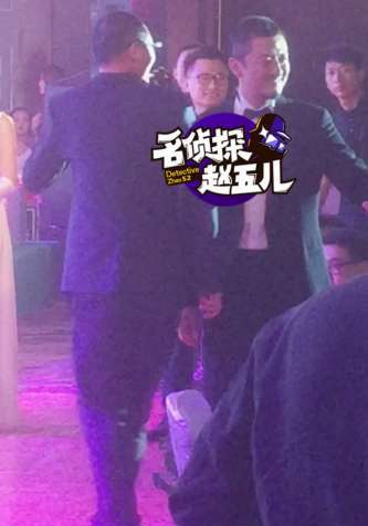 王菲罕见缺席嫣然慈善晚宴 李亚鹏对女儿宠溺